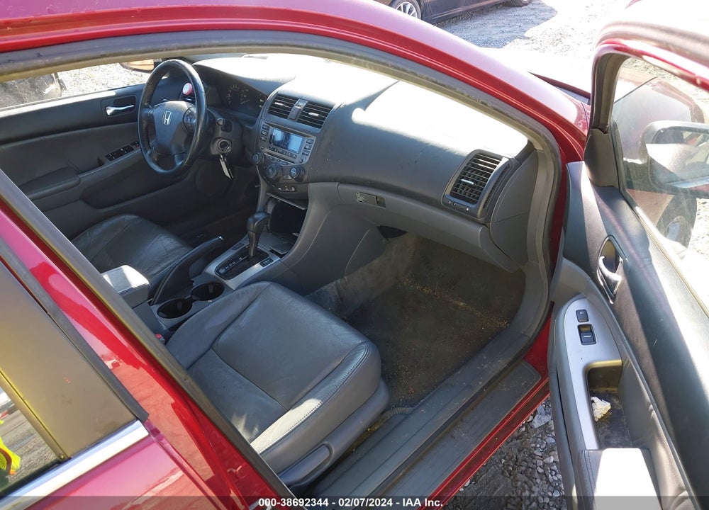 2007 HONDA ACCORD 2.4 EX VIN: 1HGCM56867A109192