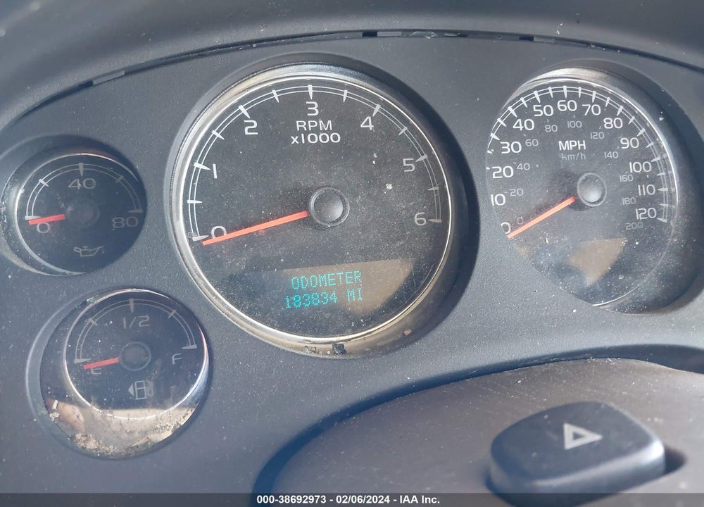 2008 GMC YUKON SLT VIN: 1GKFK13088R101983