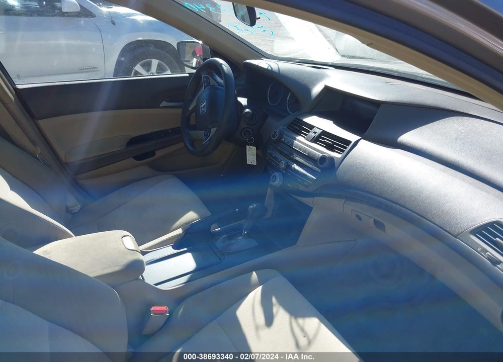 2008 HONDA ACCORD 2.4 LX VIN: 1HGCP26318A015135