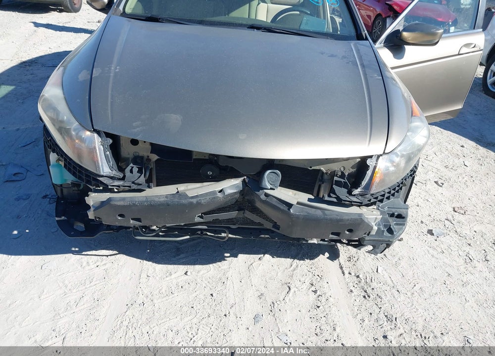 2008 HONDA ACCORD 2.4 LX VIN: 1HGCP26318A015135