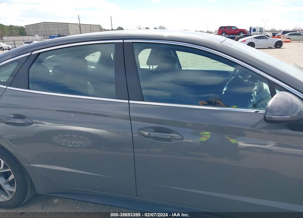 2022 HYUNDAI SONATA SEL VIN: KMHL64JA4NA236495
