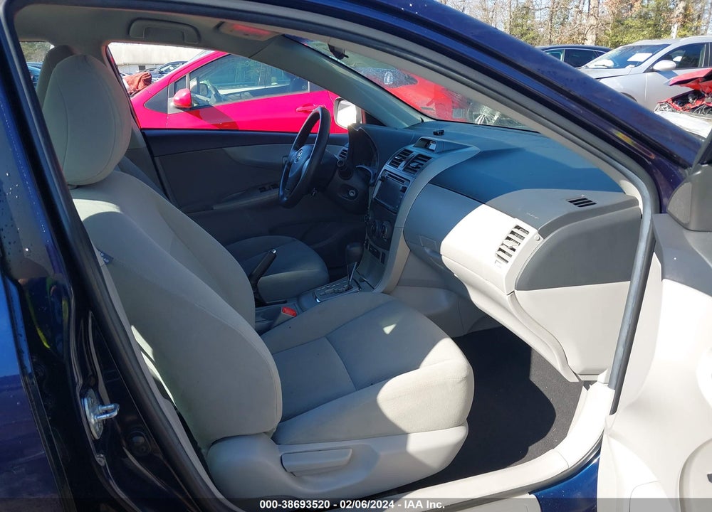 2013 TOYOTA COROLLA LE VIN: 2T1BU4EE5DC971483