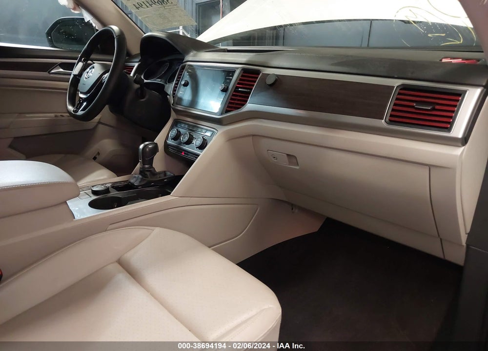 2019 VOLKSWAGEN ATLAS 3.6L V6 SE W/TECHNOLOGY VIN: 1V2UR2CAXKC549230