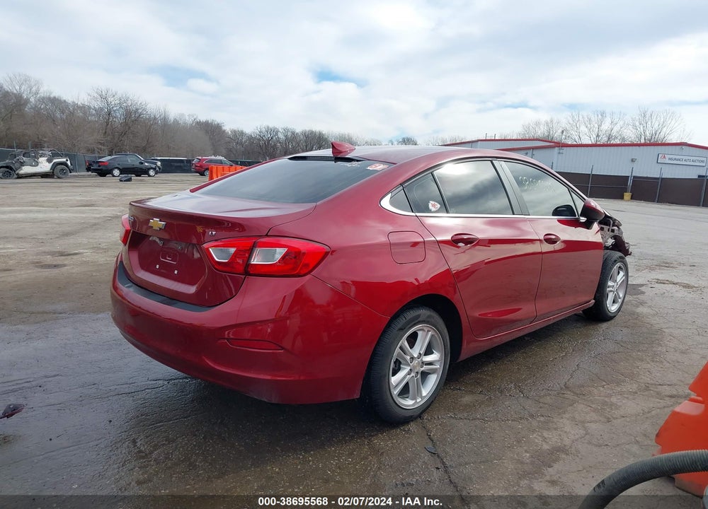 2018 CHEVROLET CRUZE LT AUTO VIN: 1G1BE5SMXJ7160332