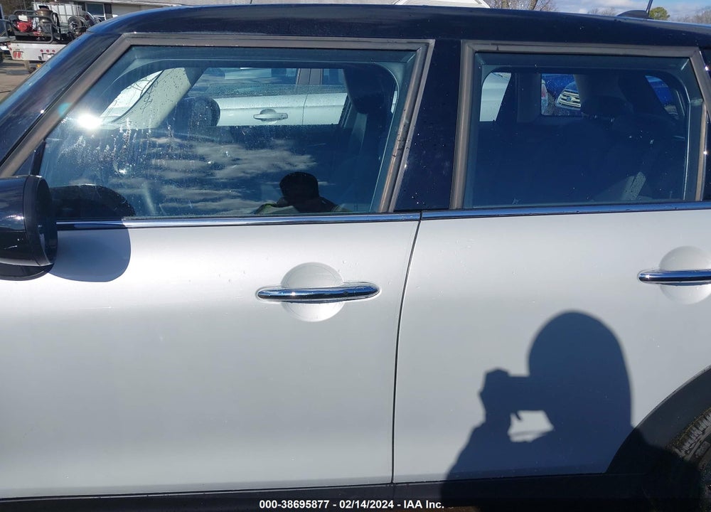2020 MINI HARDTOP COOPER VIN: WMWXU7C00L2M40474
