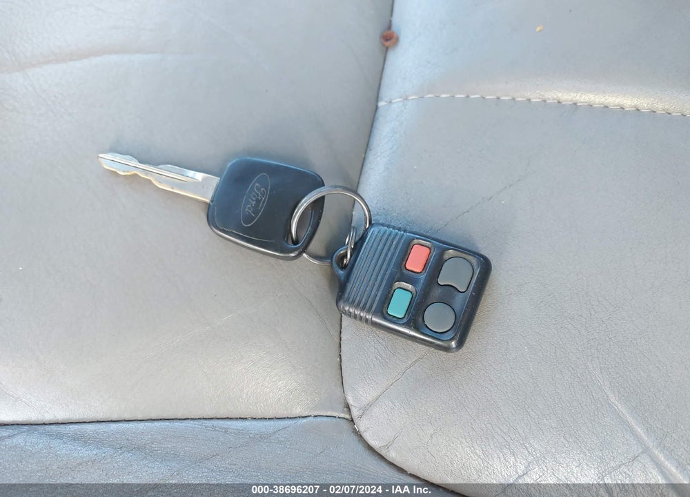 1998 FORD TAURUS SE COMFORT VIN: 1FAFP53S6WA203502