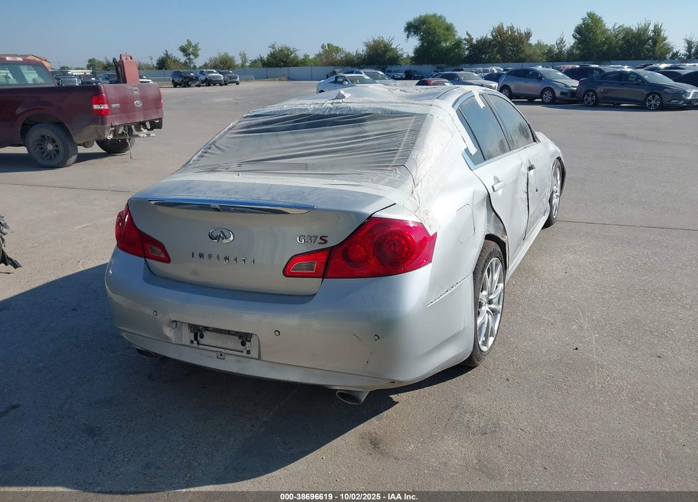 2011 INFINITI G37 JOURNEY VIN: JN1CV6AP2BM300103