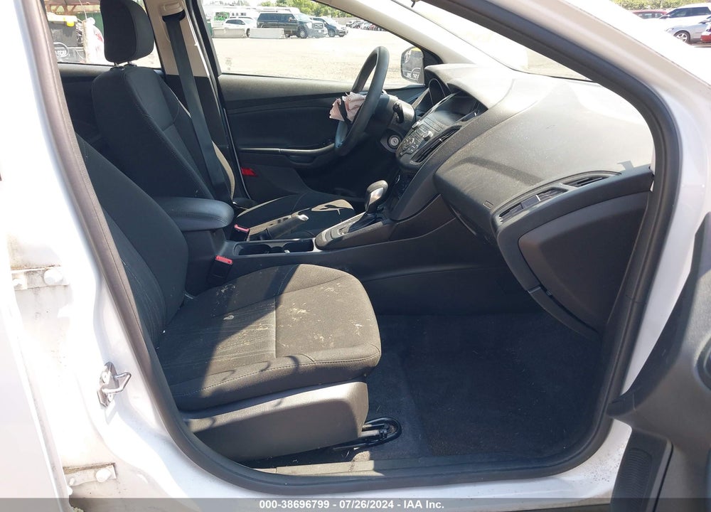 2018 FORD FOCUS VIN: 1FADP3K29JL280276