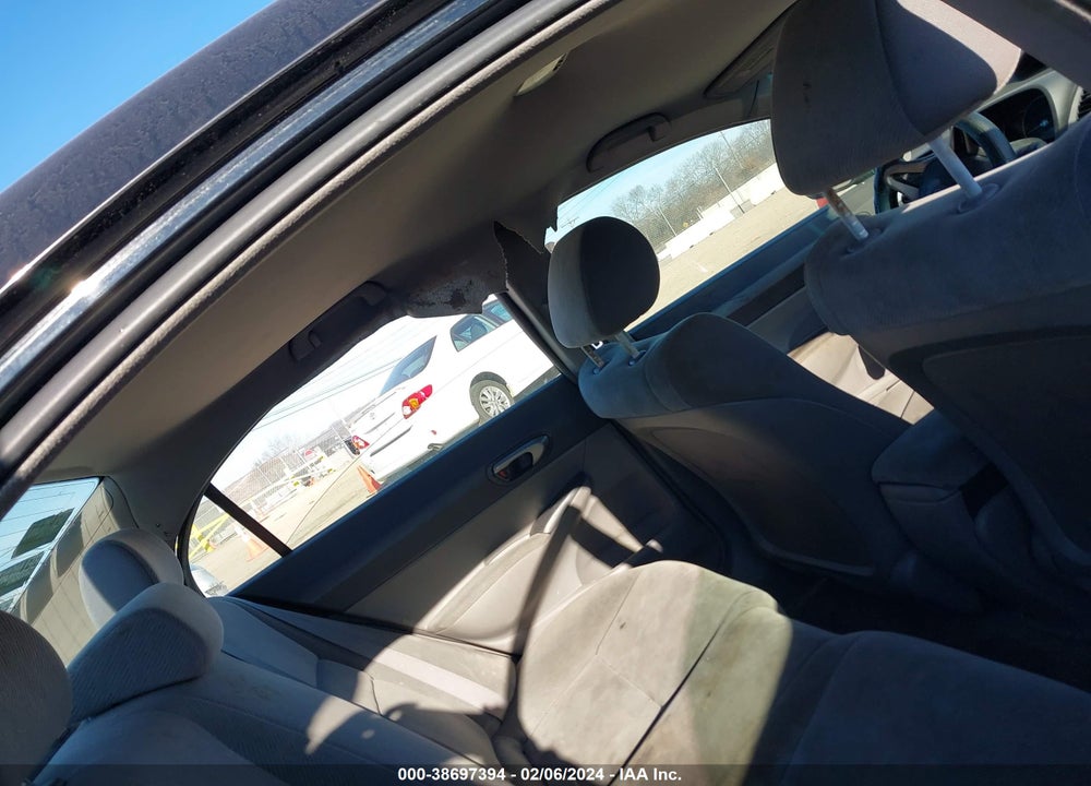 2009 HONDA CIVIC LX VIN: 19XFA16519E005776