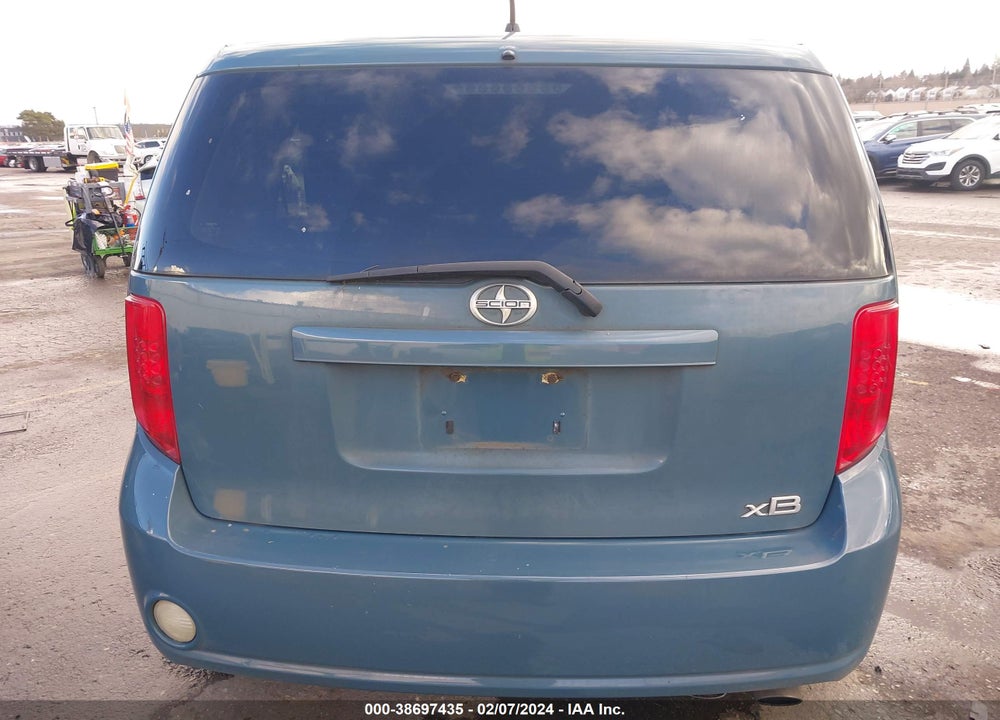 2008 SCION XB VIN: JTLKE50E981045189