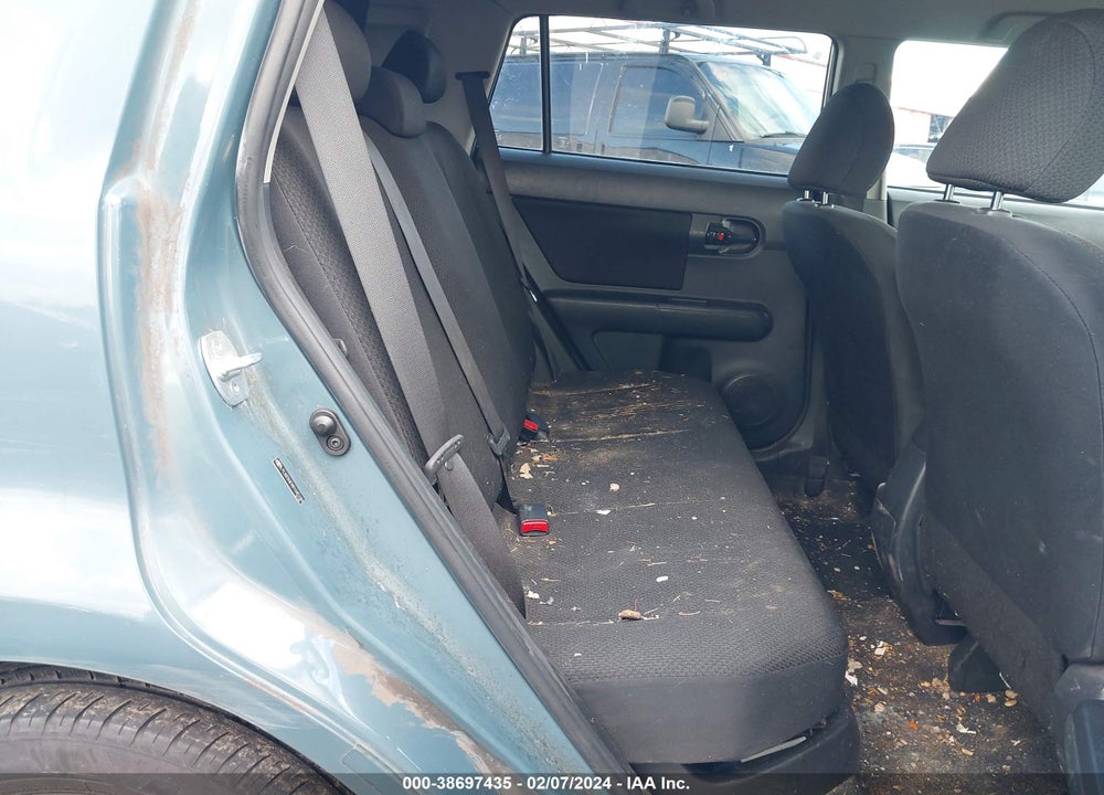 2008 SCION XB VIN: JTLKE50E981045189