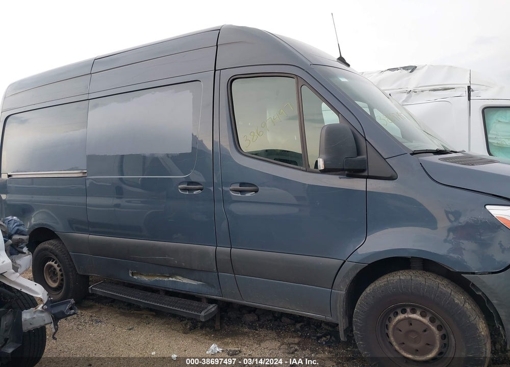 2019 MERCEDES-BENZ SPRINTER 2500 HIGH ROOF V6/STANDARD ROOF V6 VIN: WD4PF0CD7KP098536