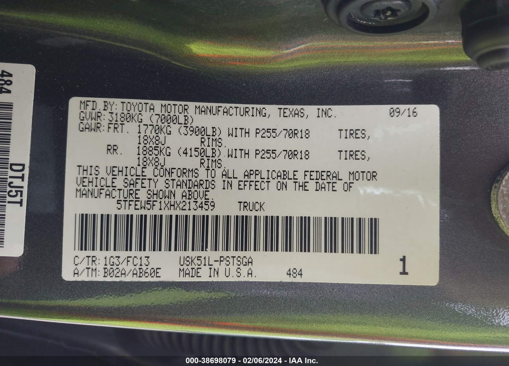 2017 TOYOTA TUNDRA SR5 5.7L V8 VIN: 5TFEW5F1XHX213459