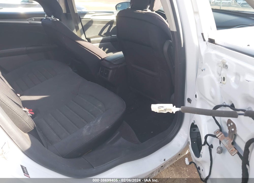 2015 FORD FUSION SE VIN: 1FA6P0H7XF5108554