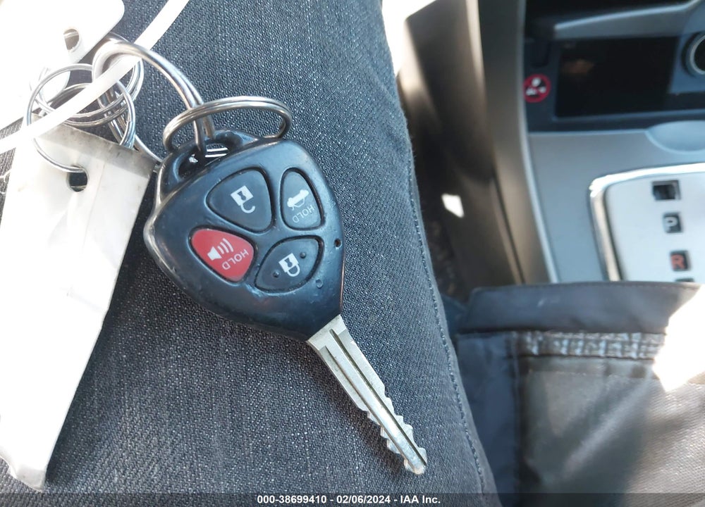 2013 TOYOTA COROLLA S VIN: 2T1BU4EE2DC007097