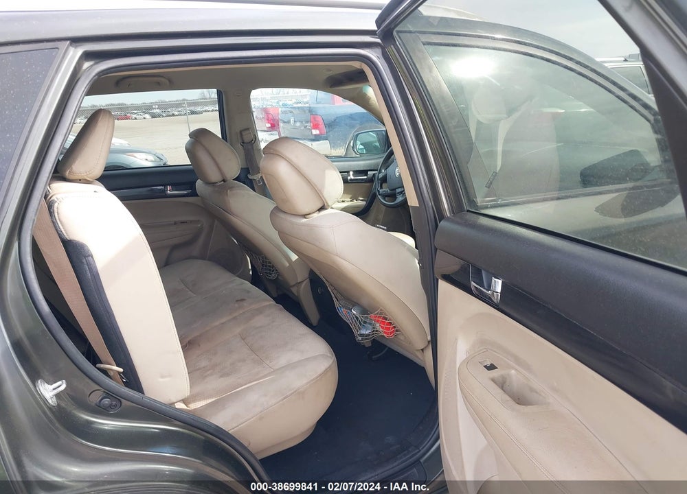 2012 KIA SORENTO VIN: 5XYKTDA64CG191995