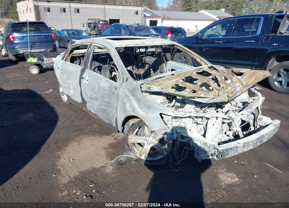 2013 TOYOTA COROLLA S VIN: 2T1BU4EE6DC958984