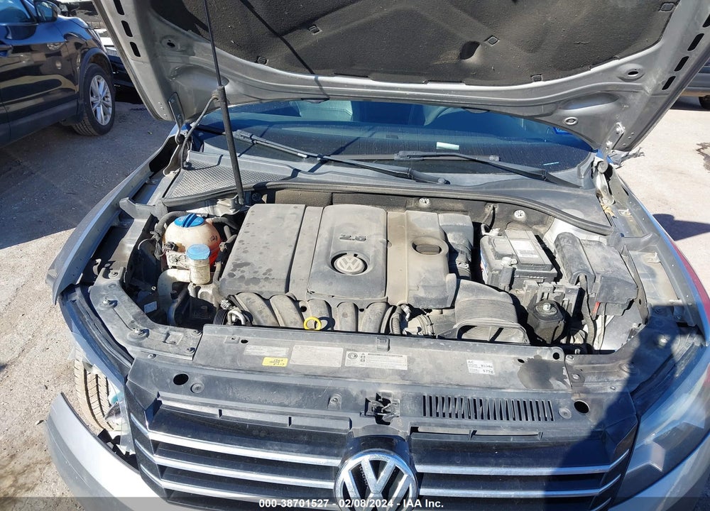 2013 VOLKSWAGEN PASSAT VIN: 1VWAH7A32DC147274