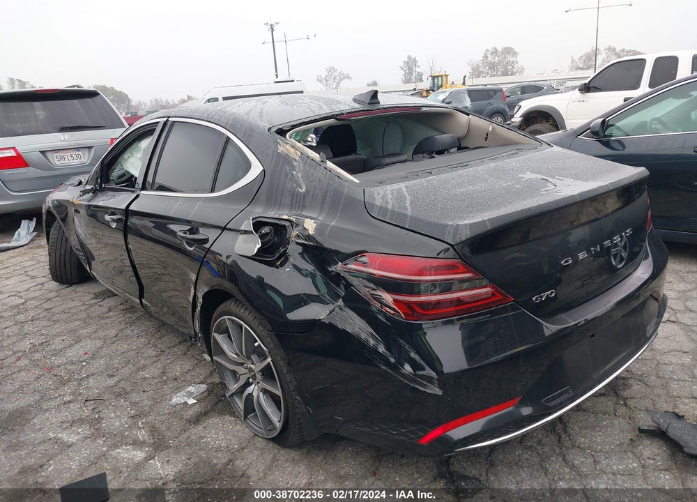 2023 GENESIS G70 2.0T RWD VIN: KMTG34TAXPU123374