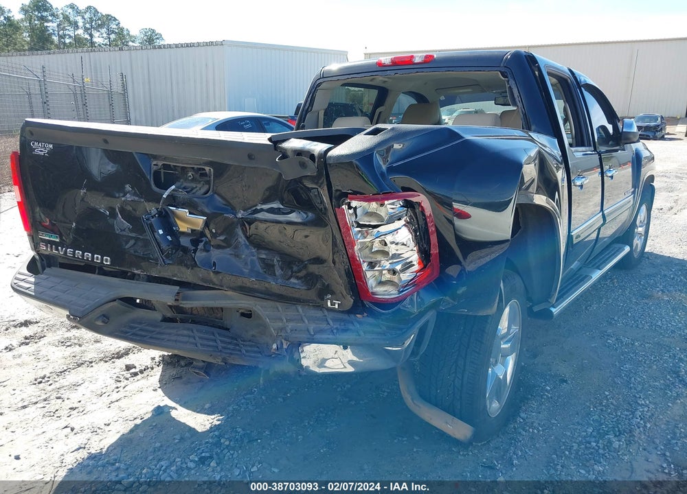 2011 CHEVROLET SILVERADO 1500 VIN: 3GCPCSE05BG267837