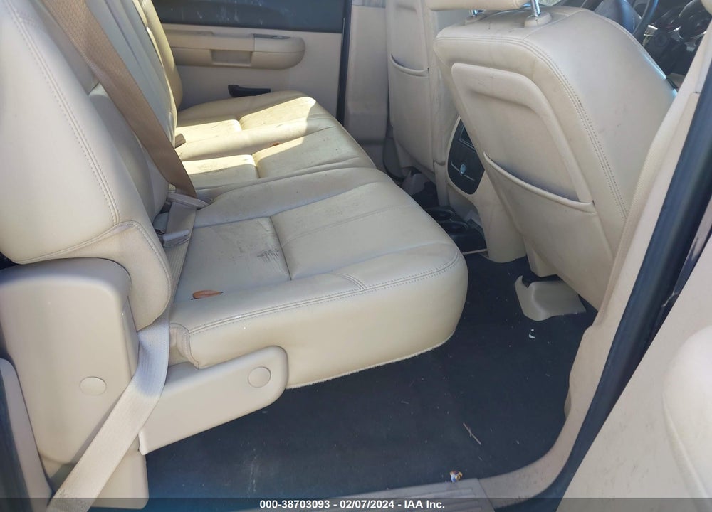 2011 CHEVROLET SILVERADO 1500 VIN: 3GCPCSE05BG267837