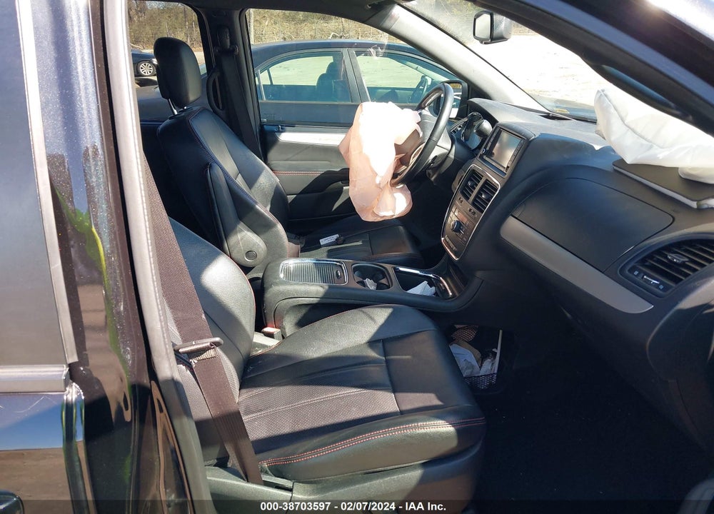 2018 DODGE GRAND CARAVAN GT VIN: 2C4RDGEG5JR241070