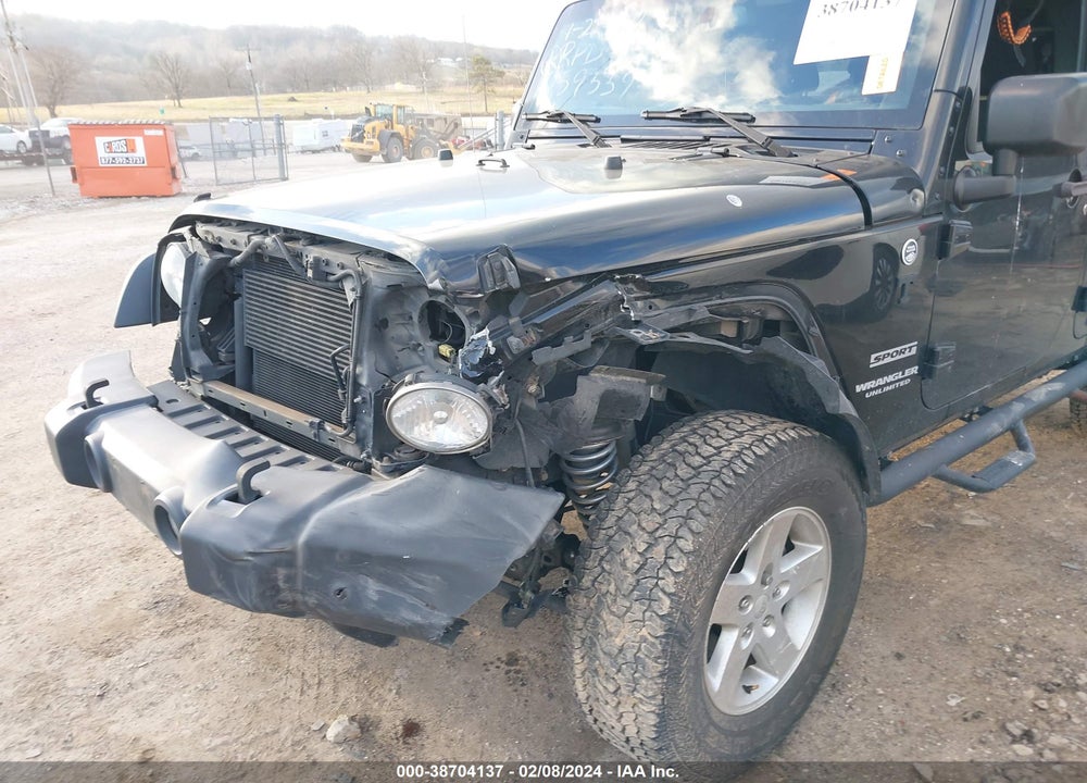 2015 JEEP WRANGLER UNLIMITED SPORT VIN: 1C4BJWDG4FL659559