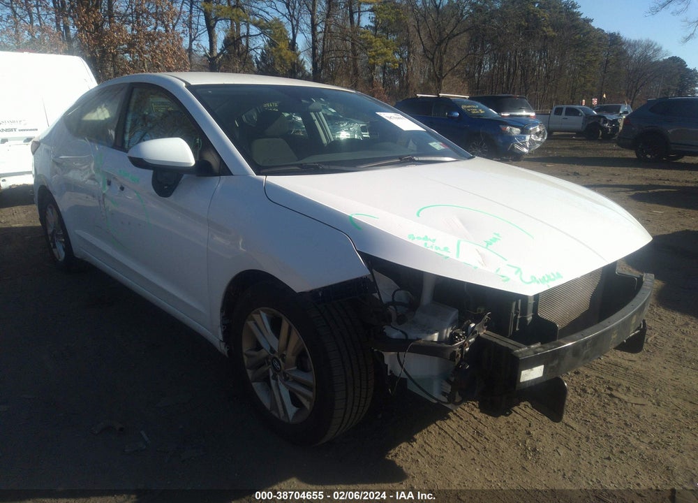 2019 HYUNDAI ELANTRA SEL VIN: 5NPD84LF4KH492300