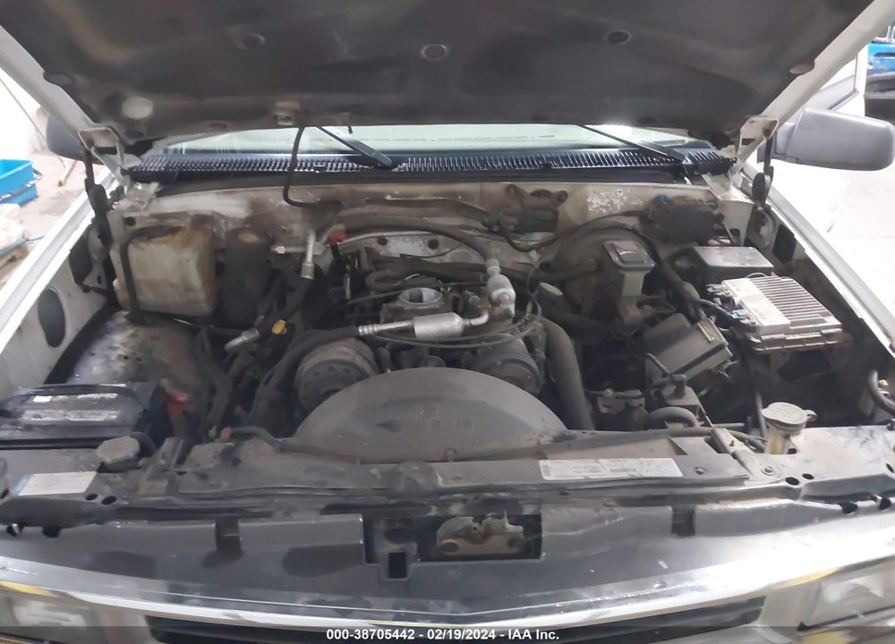 1999 CHEVROLET TAHOE LS VIN: 1GNEK13R9XJ307680