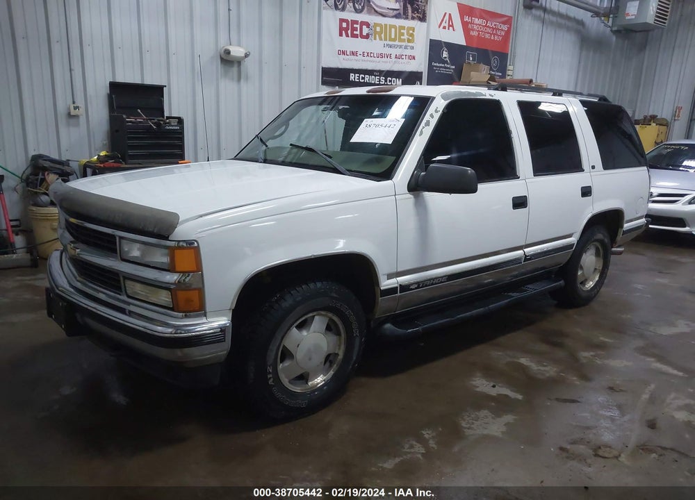 1999 CHEVROLET TAHOE LS VIN: 1GNEK13R9XJ307680