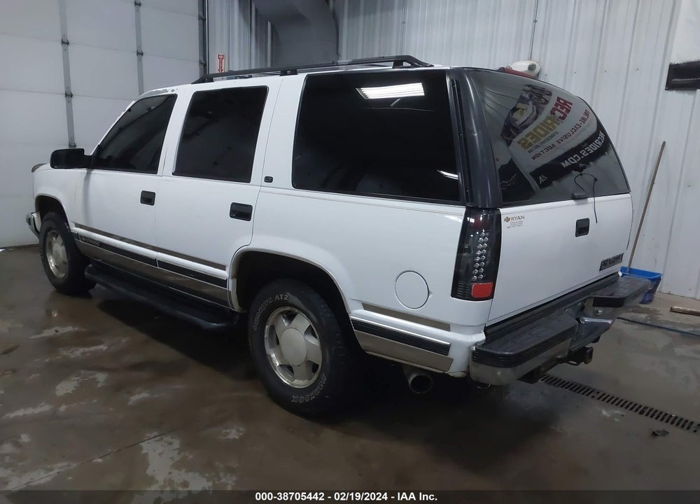 1999 CHEVROLET TAHOE LS VIN: 1GNEK13R9XJ307680