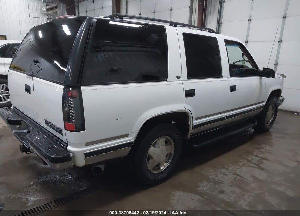 1999 CHEVROLET TAHOE LS VIN: 1GNEK13R9XJ307680