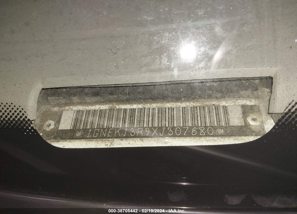 1999 CHEVROLET TAHOE LS VIN: 1GNEK13R9XJ307680
