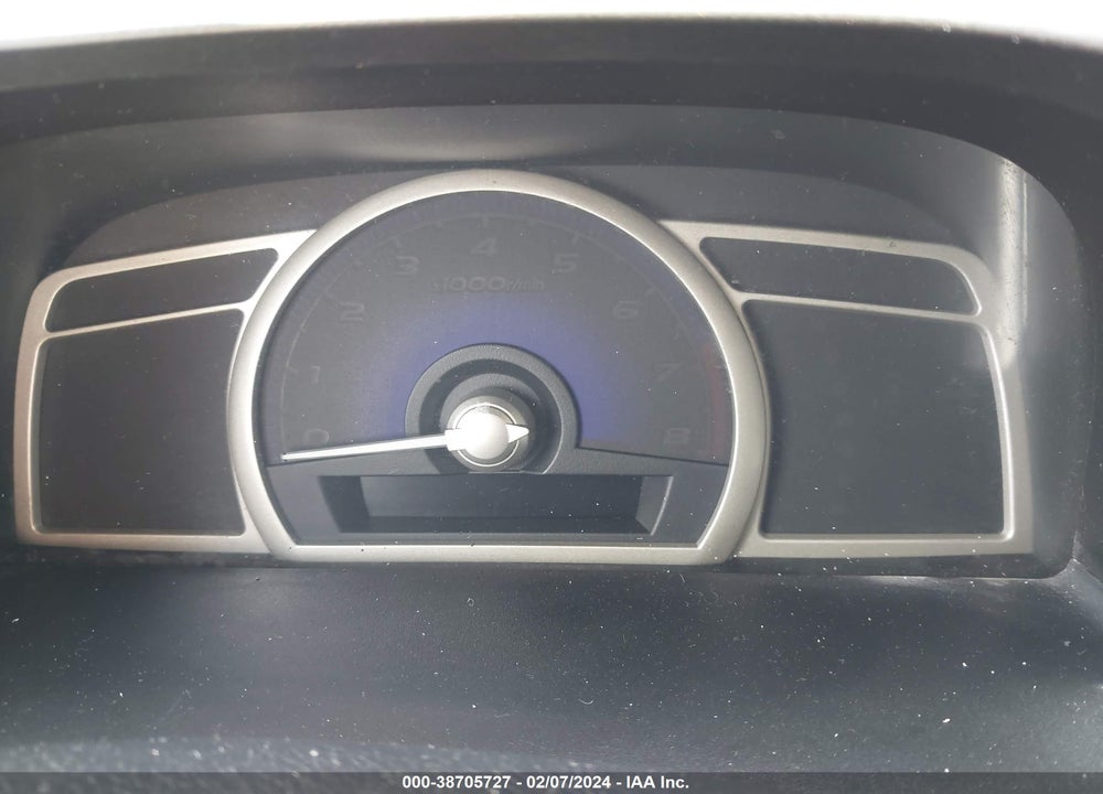 2010 HONDA CIVIC LX VIN: 19XFA1F51AE040497