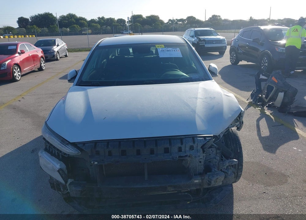 2019 HYUNDAI KONA VIN: KM8K12AA3KU207966