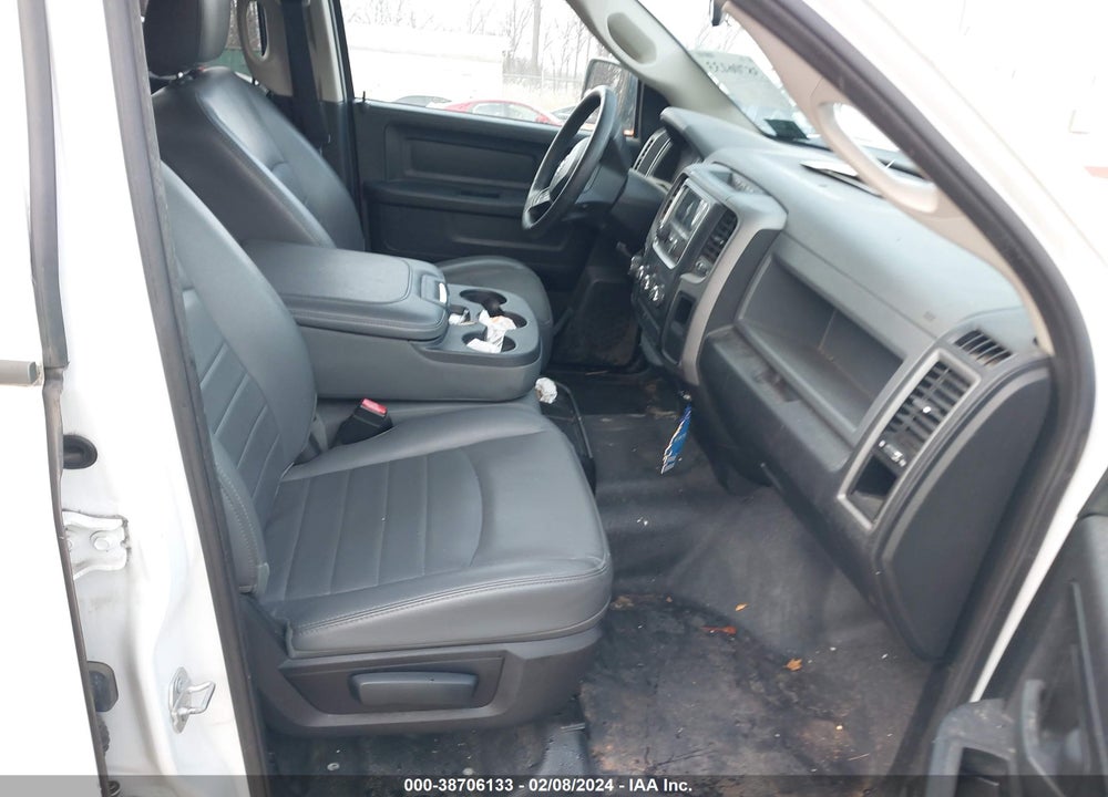 2016 RAM 1500 VIN: 1C6RR7KG5GS231563