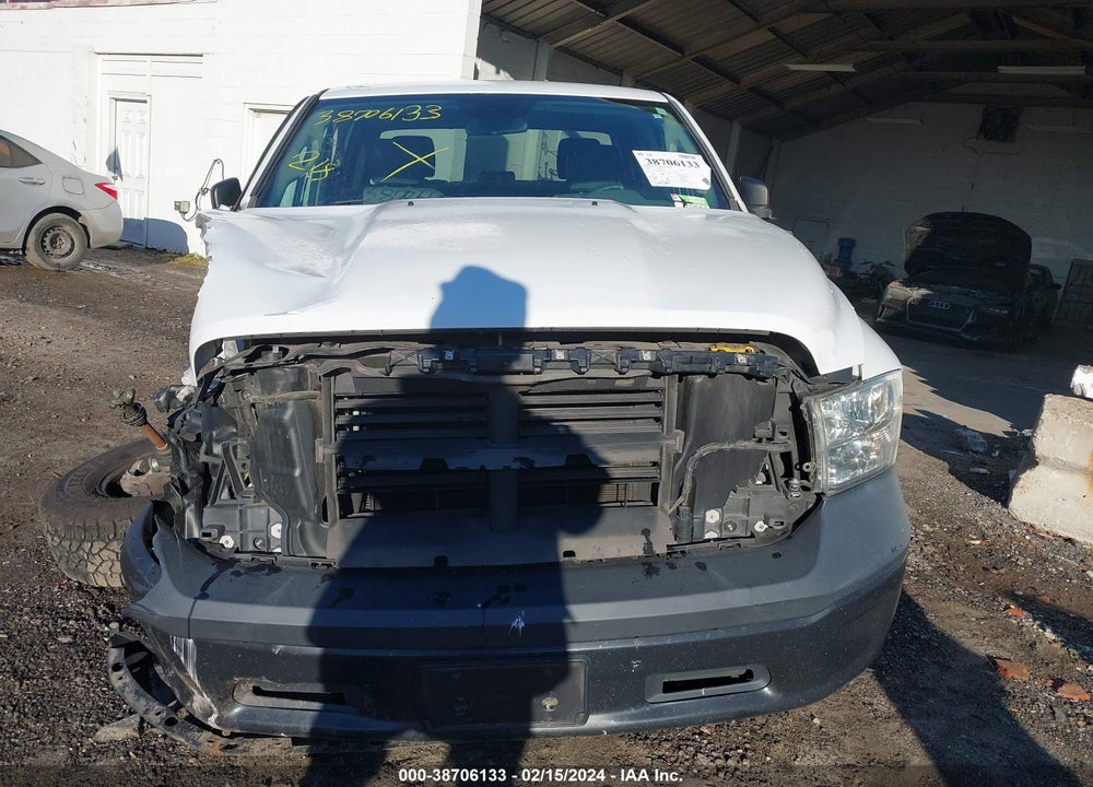2016 RAM 1500 VIN: 1C6RR7KG5GS231563