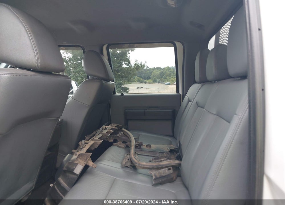 2016 FORD F-350 XL VIN: 1FT8W3DT9GEB82060