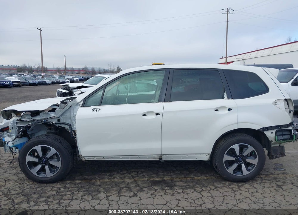 2018 SUBARU FORESTER 2.5I PREMIUM VIN: JF2SJAGC7JH463205