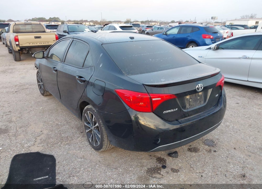 2018 TOYOTA COROLLA SE VIN: 5YFBURHE7JP803333