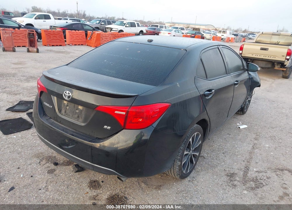 2018 TOYOTA COROLLA SE VIN: 5YFBURHE7JP803333
