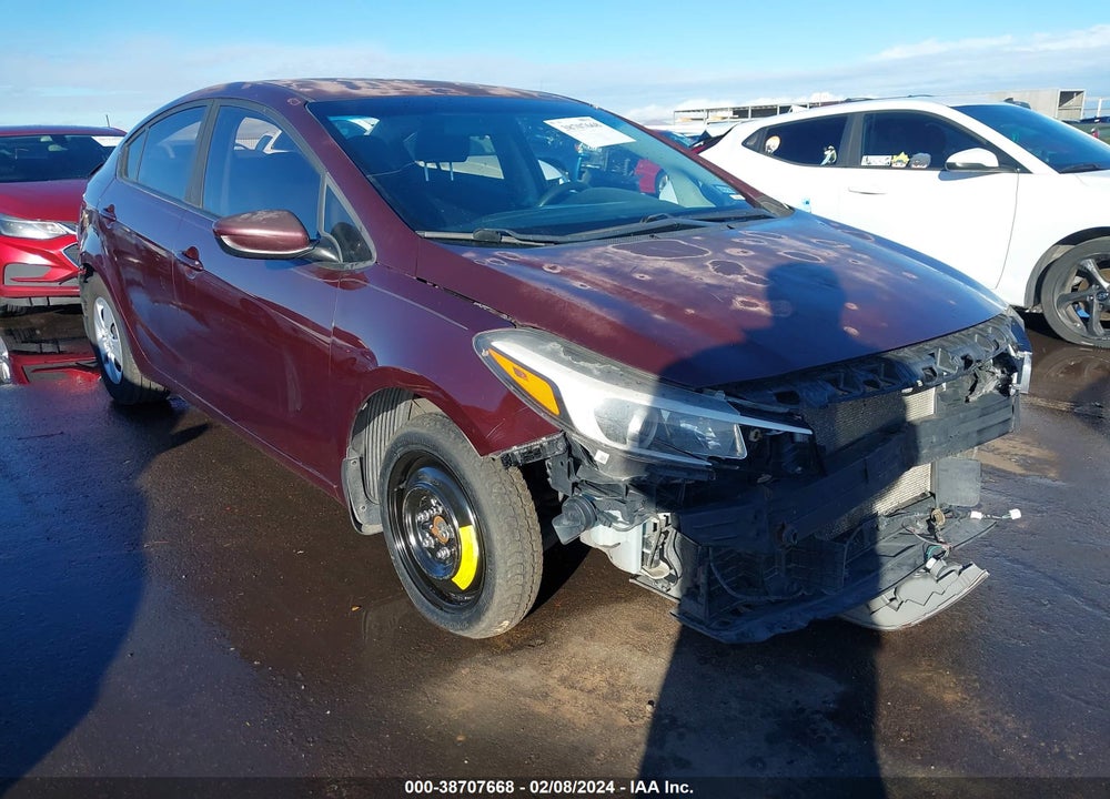 2017 KIA FORTE VIN: 3KPFK4A72HE113295