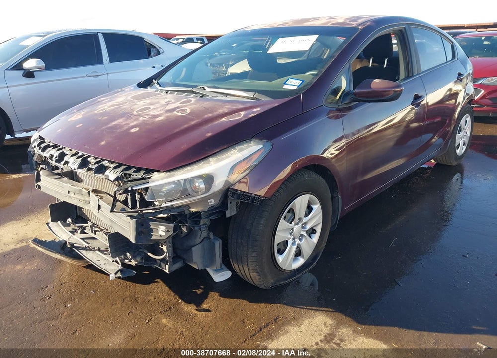 2017 KIA FORTE VIN: 3KPFK4A72HE113295