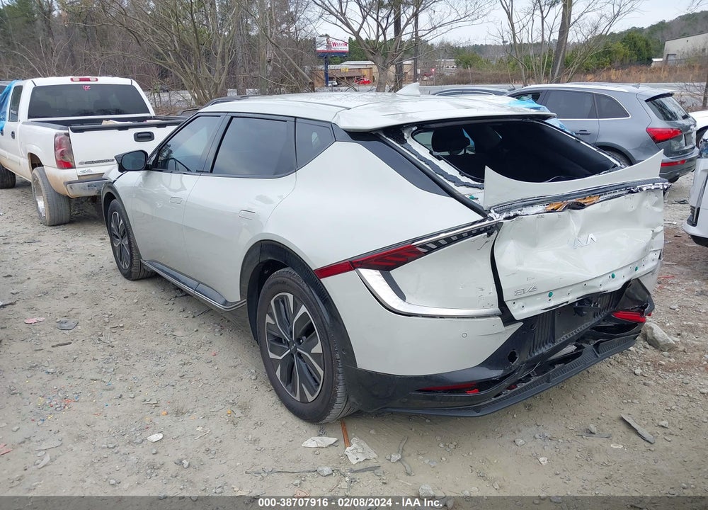 2023 KIA EV6 WIND VIN: KNDC34LA7P5098957