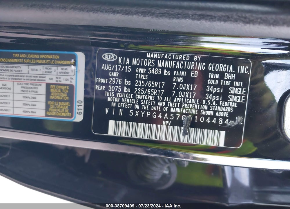 2016 KIA SORENTO 3.3L LX VIN: 5XYPG4A57GG104484