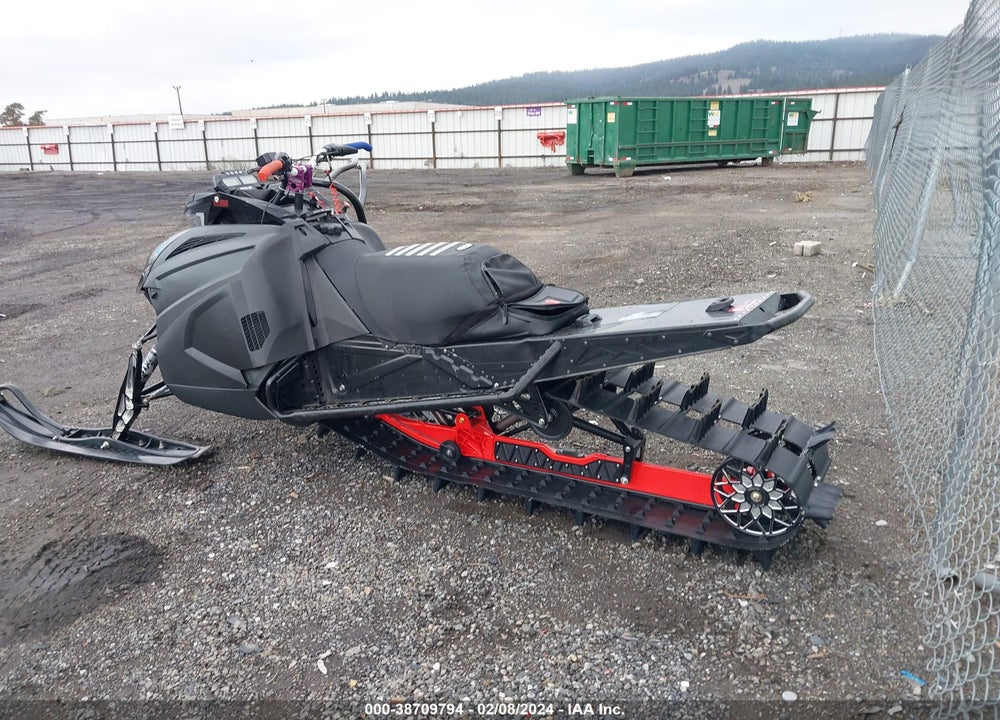 2019 ARCT M 8000 MOUNTAIN CAT VIN: 4UF19SNW1KT113551
