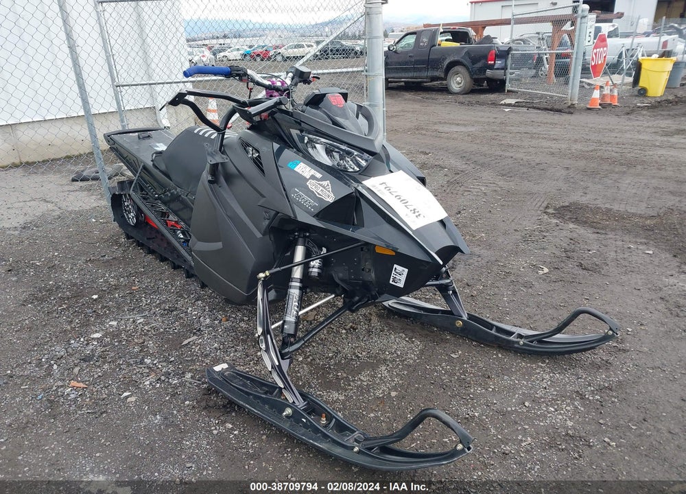 2019 ARCT M 8000 MOUNTAIN CAT VIN: 4UF19SNW1KT113551
