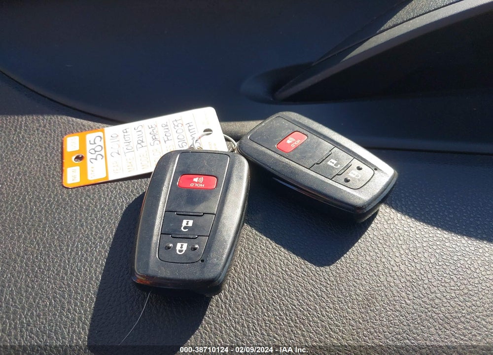 2016 TOYOTA PRIUS THREE TOURING VIN: JTDKARFU0G3510037