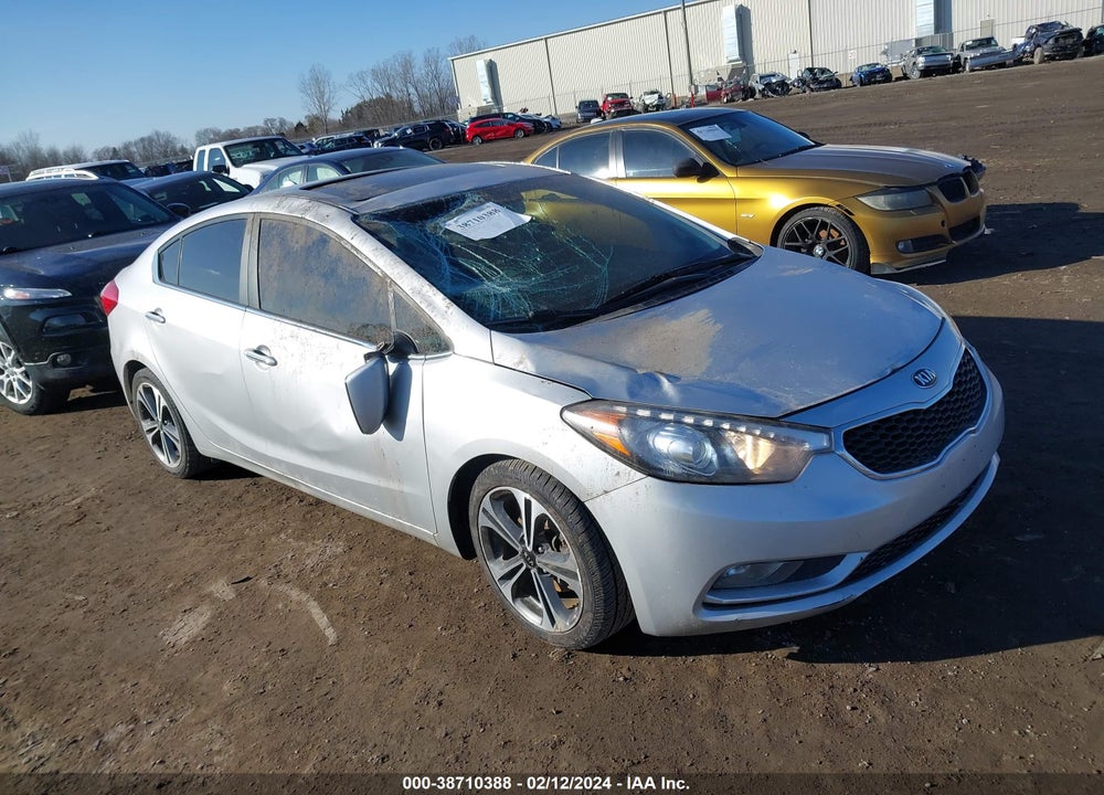2015 KIA FORTE EX VIN: KNAFZ4A81F5328080
