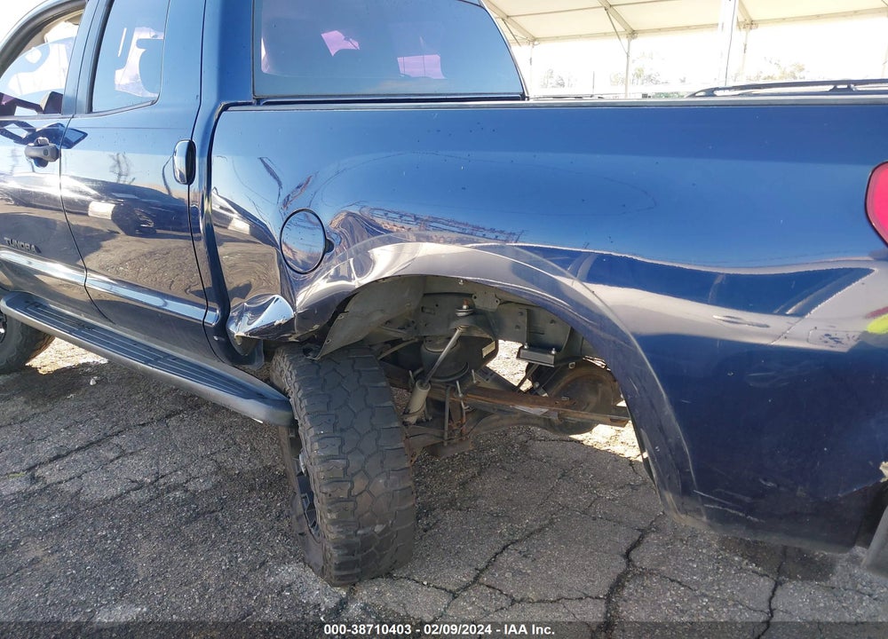 2008 TOYOTA TUNDRA BASE 5.7L V8 VIN: 5TFRV54168X061963